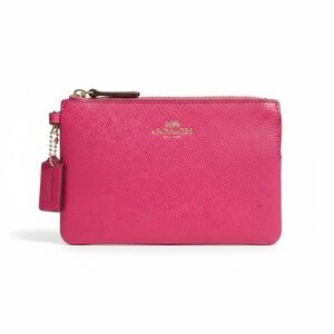 Coach uchsia Leather Wristlet with Hangtag